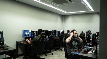 xì dách trực tuyến Kubet